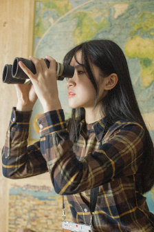 女邻居